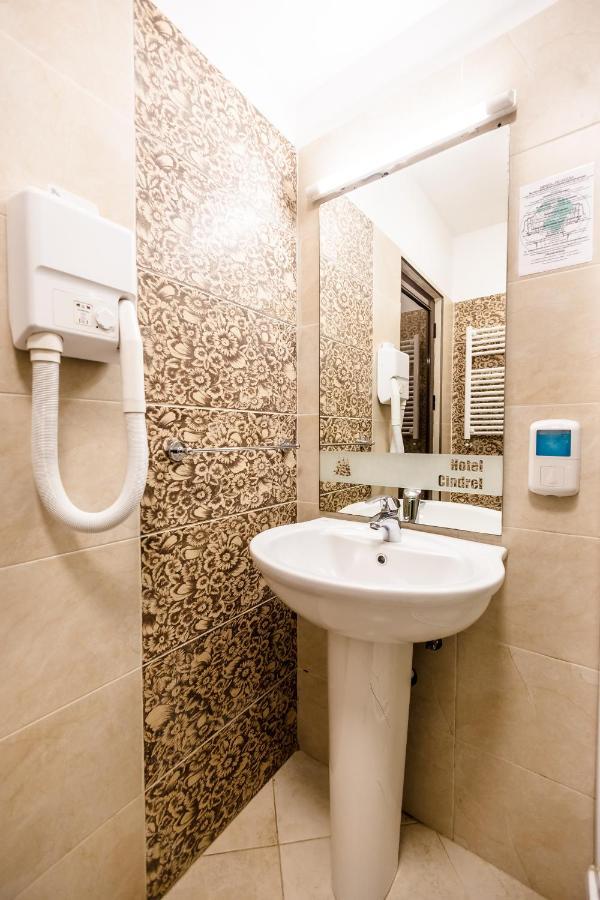 Hotel Cindrel Păltiniş Exterior foto
